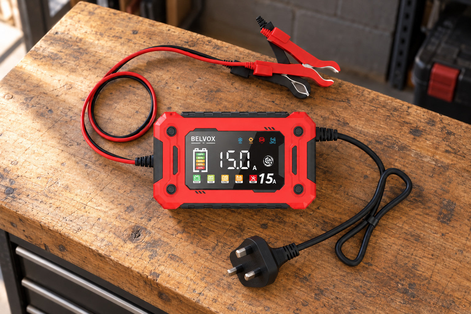 BELVOX Smartcharger 15 Pro – 12 V 15 A Battery Charger in a practical setting.